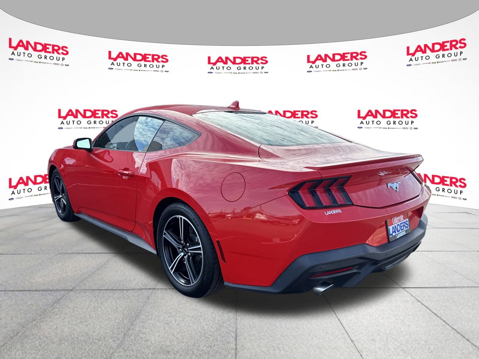 Used 2024 Ford Mustang Premium image 5