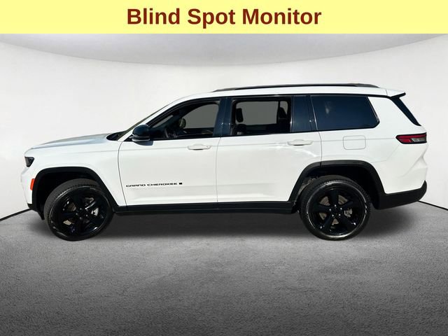 Used 2024 Jeep Grand Cherokee L Limited w/ Black Appearance Package AWD/4WD image 6
