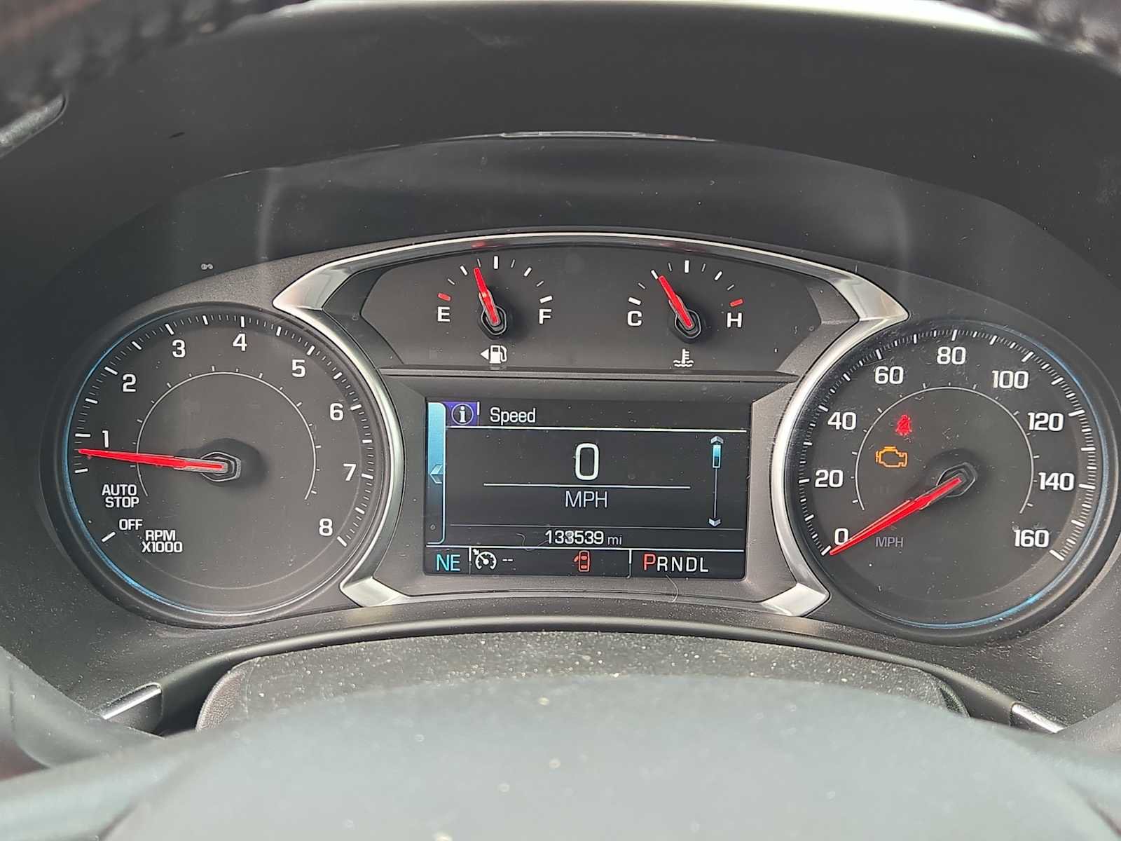 Used 2018 Chevrolet Equinox LT w/ Sun & Infotainment Package FWD image 26