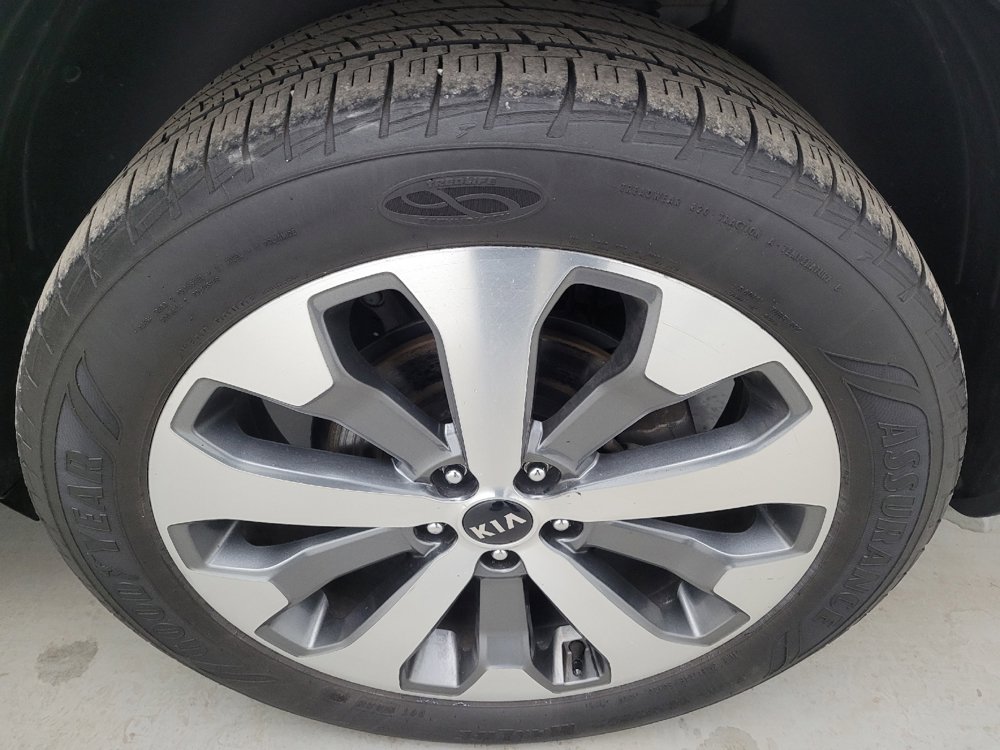 Used 2020 Kia Telluride S image 31