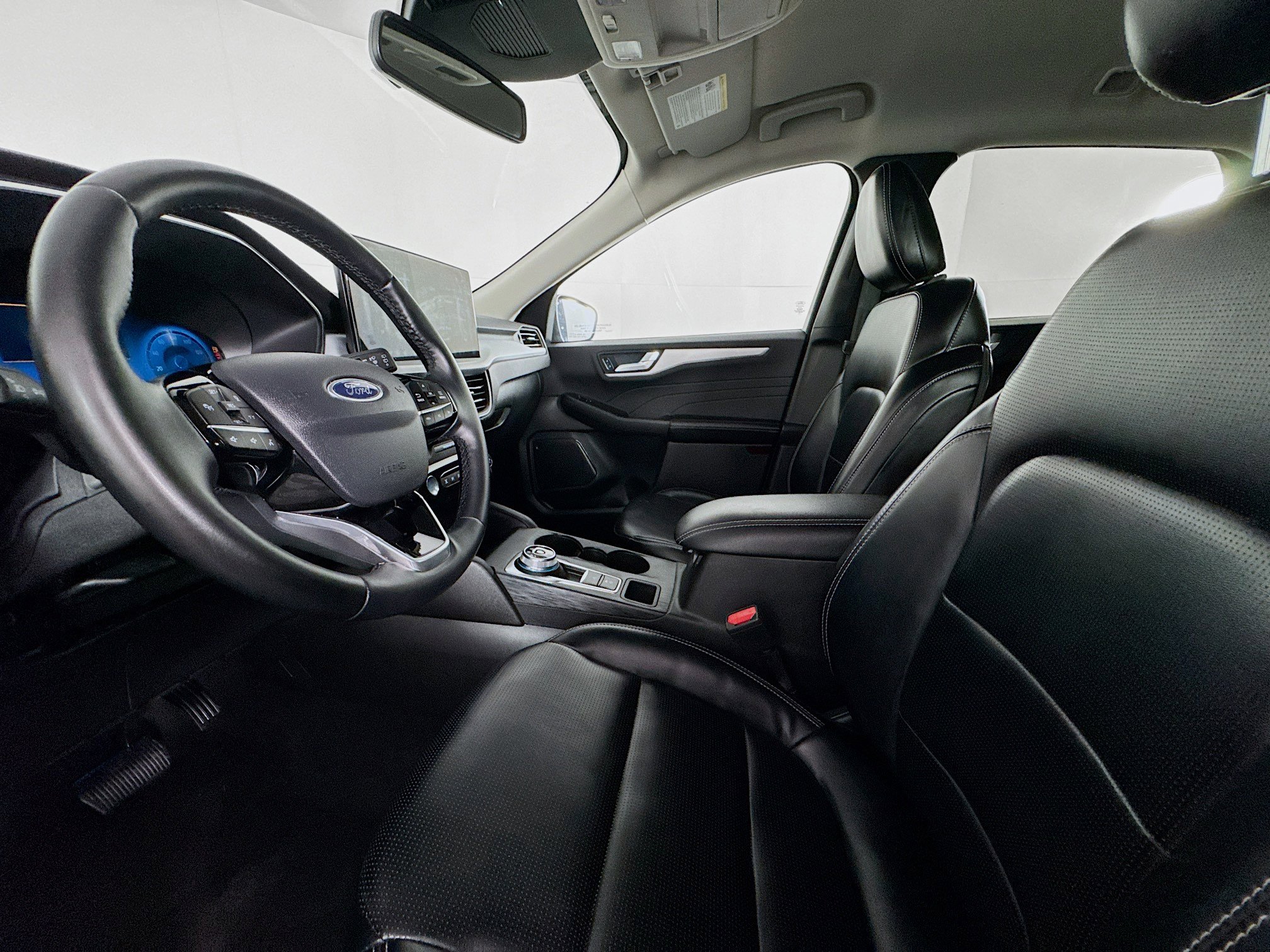 Used 2024 Ford Escape Platinum AWD/4WD image 21