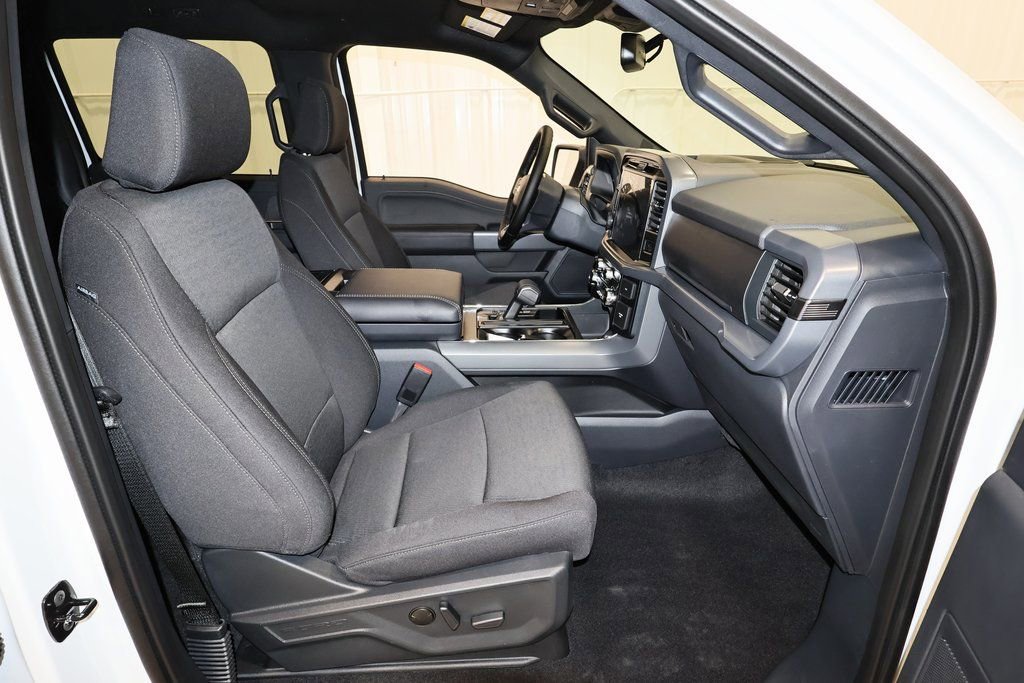 New 2025 Ford F150 XLT w/ Equipment Group 302A MID image 14