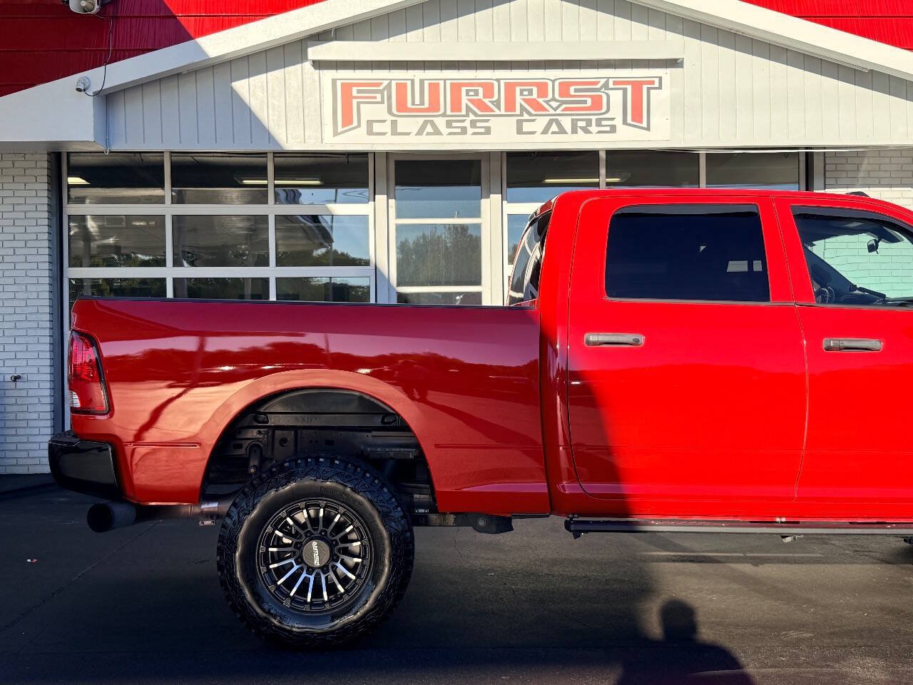 Used 2014 RAM 2500 Tradesman w/ Chrome Appearance Group AWD/4WD image 9
