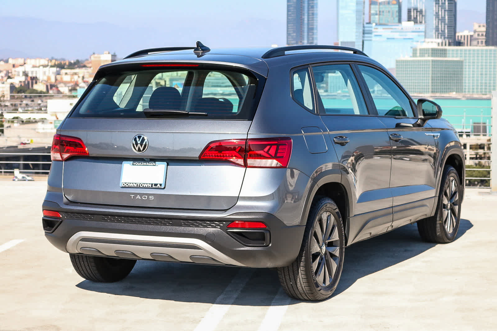 Used 2024 Volkswagen Taos S image 6