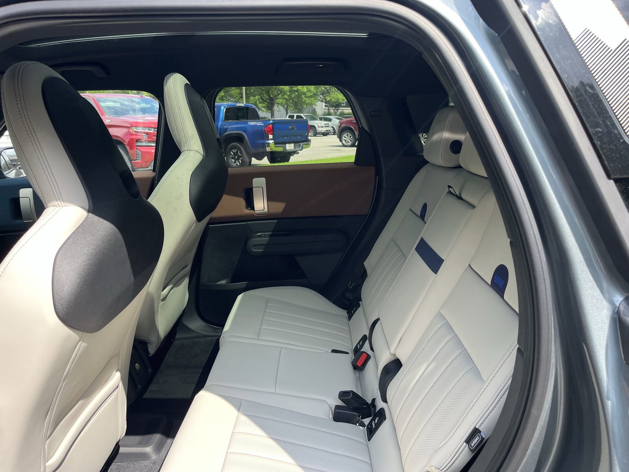 Used 2025 MINI Cooper Countryman S w/ Comfort Package Max image 59