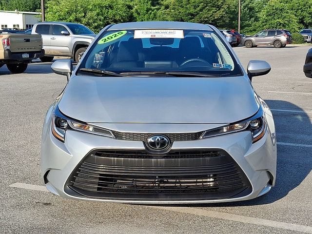 Certified 2025 Toyota Corolla LE FWD video 2