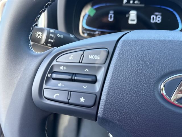 New 2025 Hyundai Venue Limited image 24