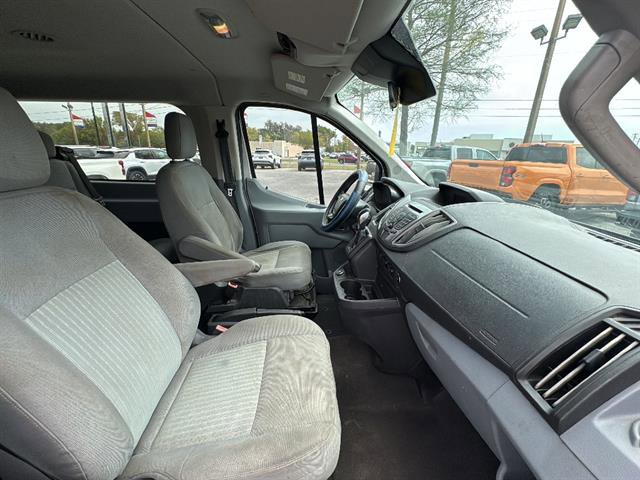 Used 2017 Ford Transit 350 XLT RWD image 9