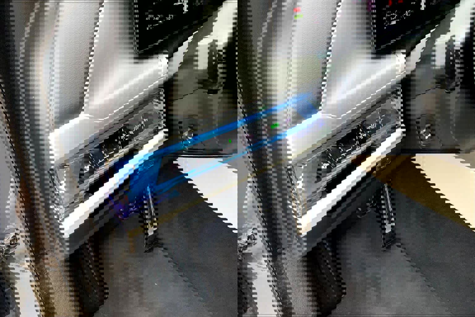 Certified 2025 BMW 760i xDrive w/ Executive Package AWD/4WD image 32