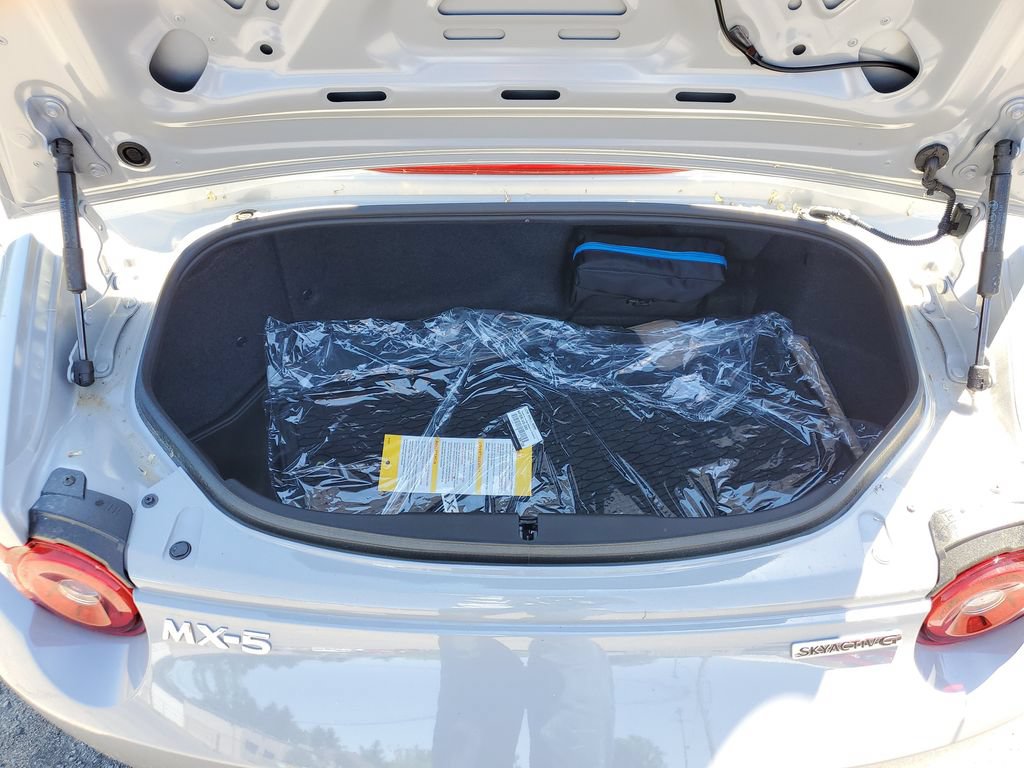 New 2026 MAZDA MX-5 Miata Grand Touring w/ Appearance Package RWD image 8