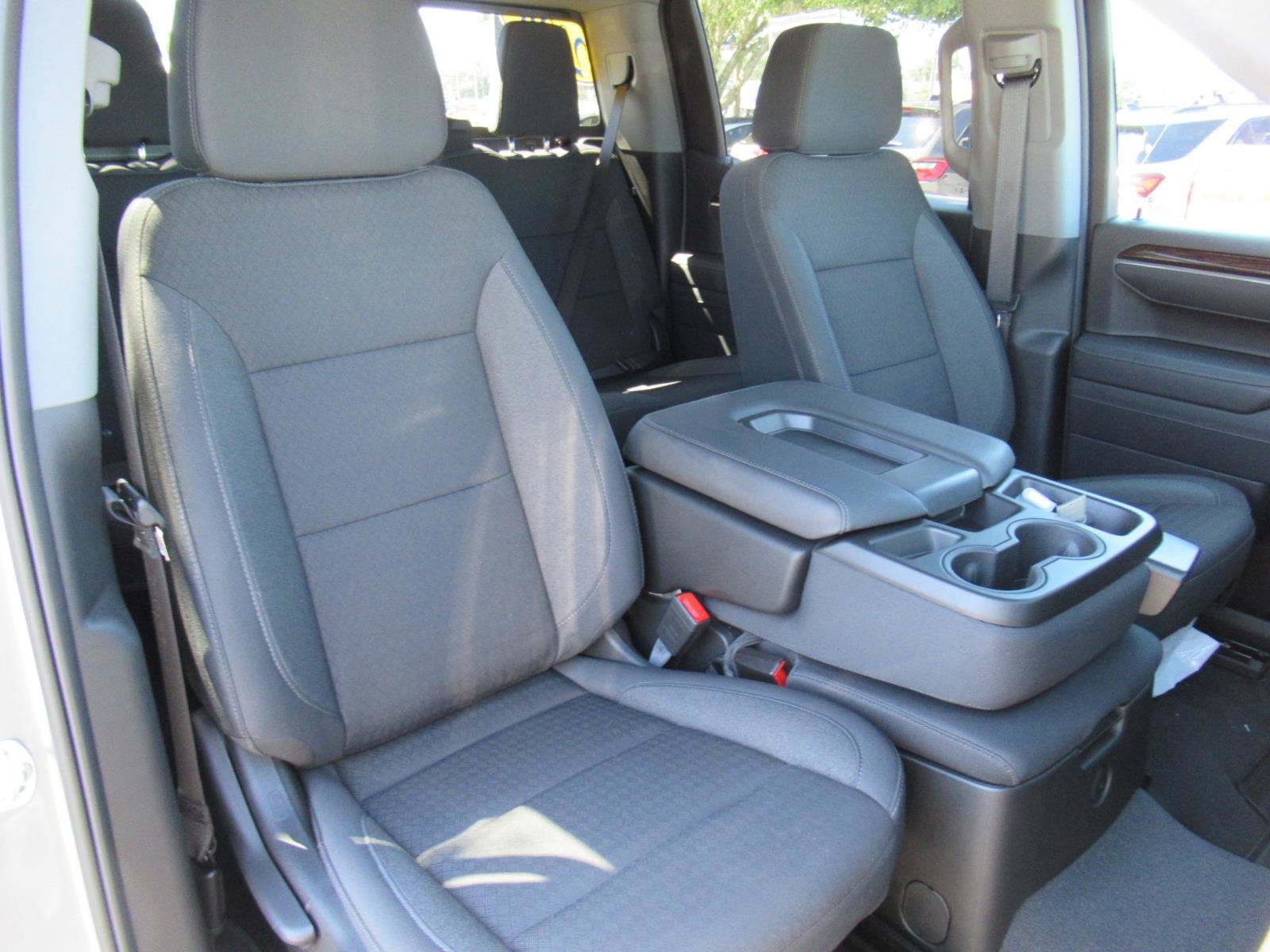 Used 2026 GMC Sierra 1500 SLE w/ Preferred Package AWD/4WD image 9