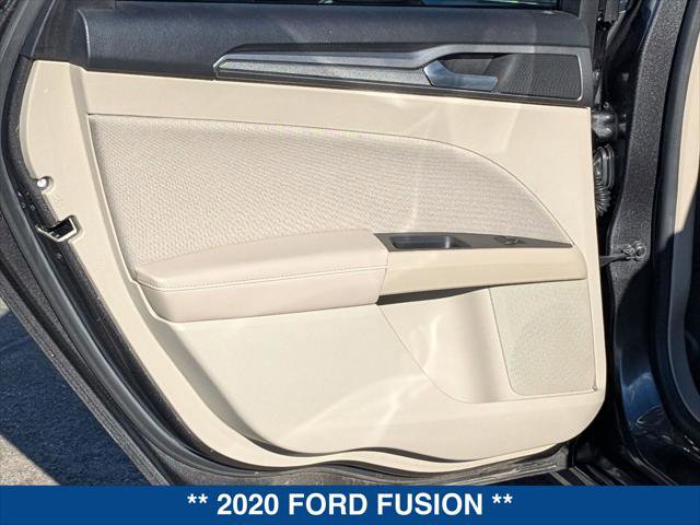 Used 2020 Ford Fusion SE image 20