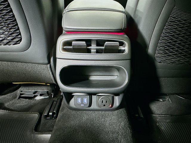 Used 2025 Genesis GV70 2.5T Advanced w/ Advanced Package image 27