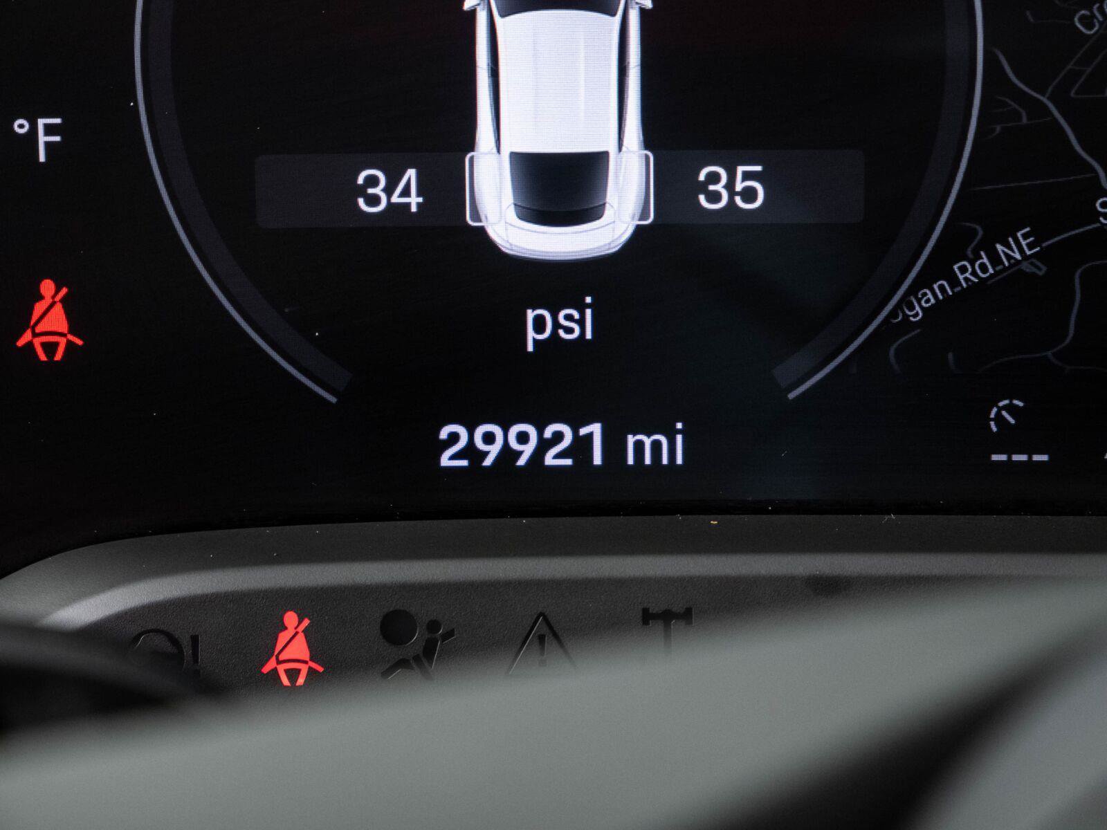 Certified 2023 Porsche Taycan RWD image 11