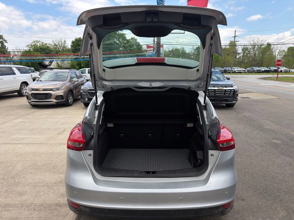 Used 2017 Ford Focus Titanium FWD image 15