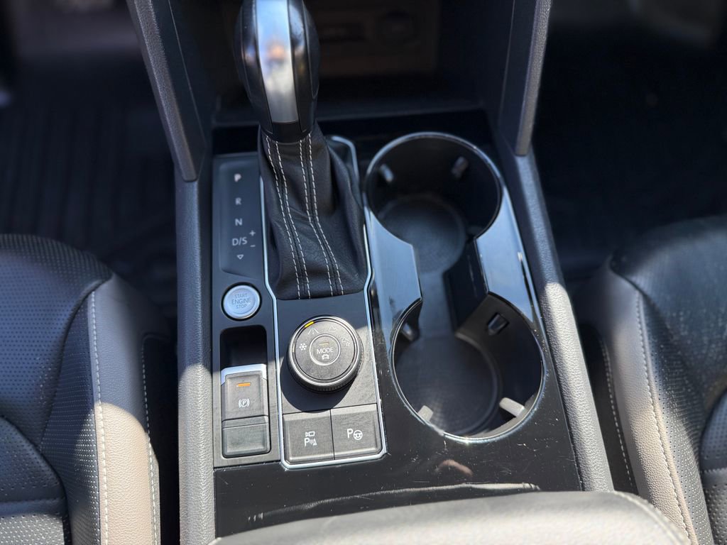 Used 2021 Volkswagen Atlas SEL Premium image 29