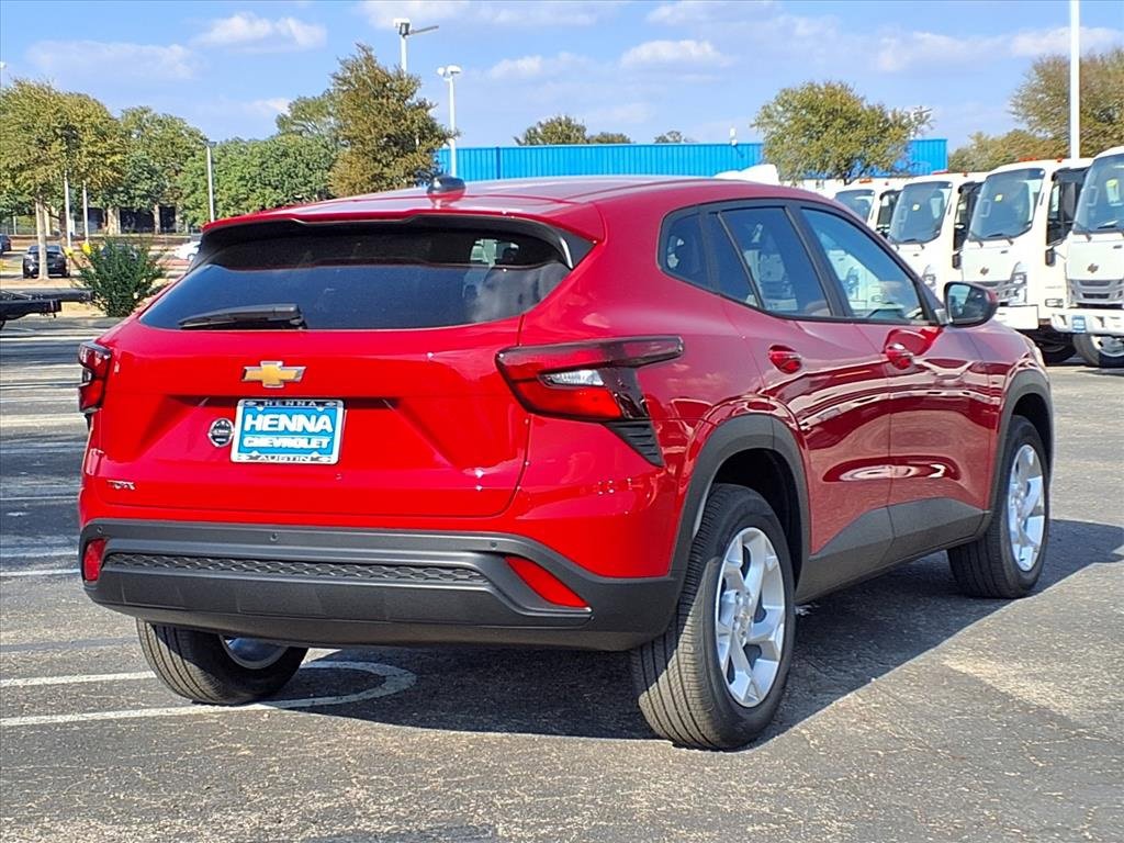 New 2026 Chevrolet Trax LS w/ LS Convenience Package image 4