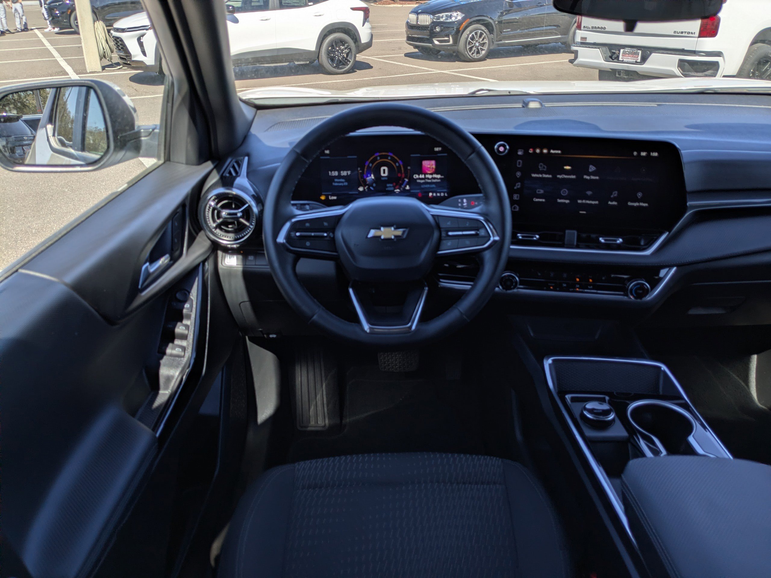 Used 2026 Chevrolet Equinox LT image 16