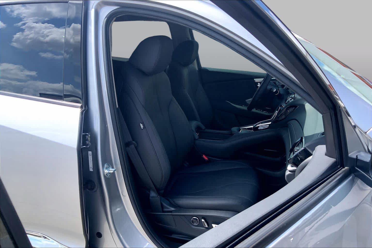 Used 2024 Acura RDX SH-AWD image 8
