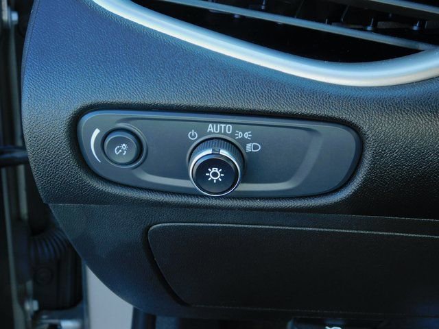 Used 2025 Chevrolet Malibu LT FWD image 31