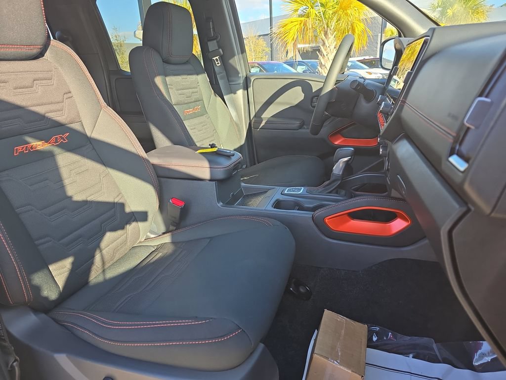 New 2026 Nissan Frontier PRO-4X w/ Tow Package AWD/4WD image 13