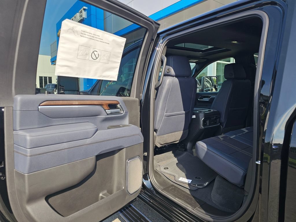 New 2026 Chevrolet Silverado 3500 High Country w/ High Country Premium Package AWD/4WD image 19