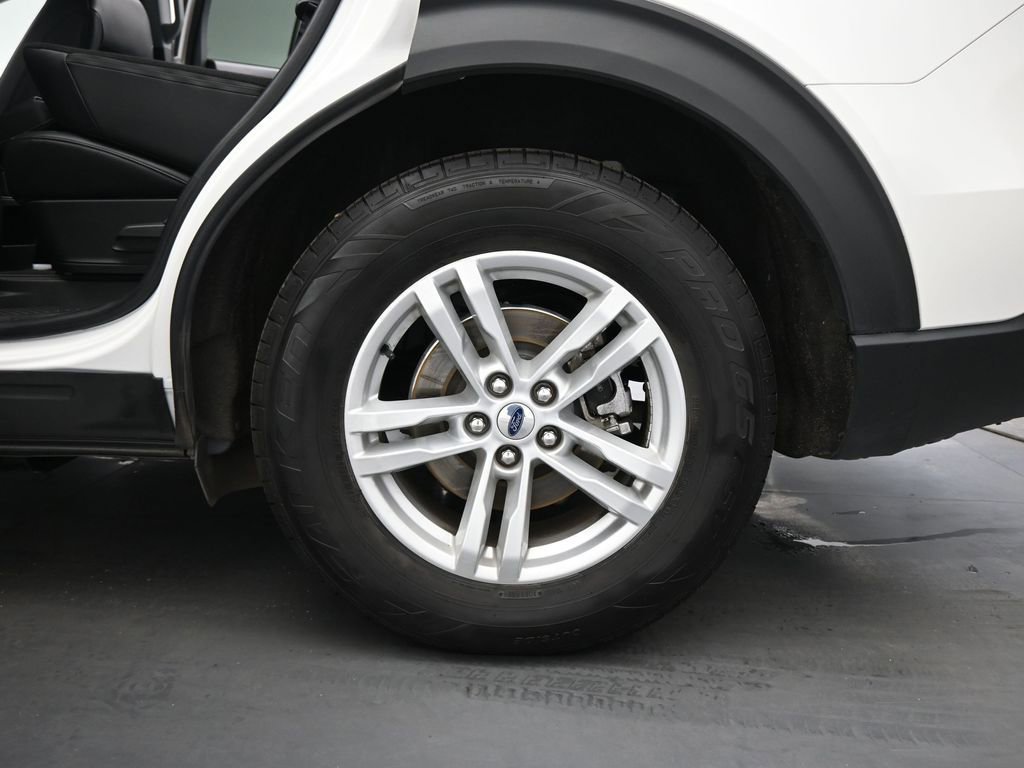 Certified 2021 Ford Explorer XLT RWD image 21