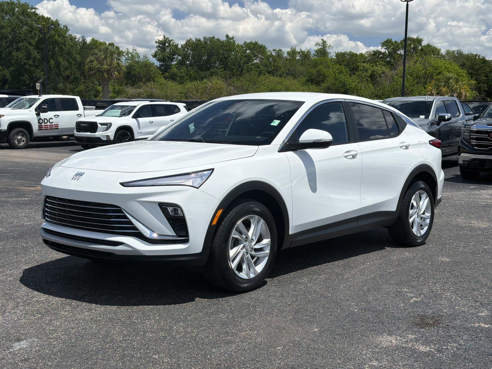 Used 2024 Buick Envista Preferred w/ Convenience I Package image 7