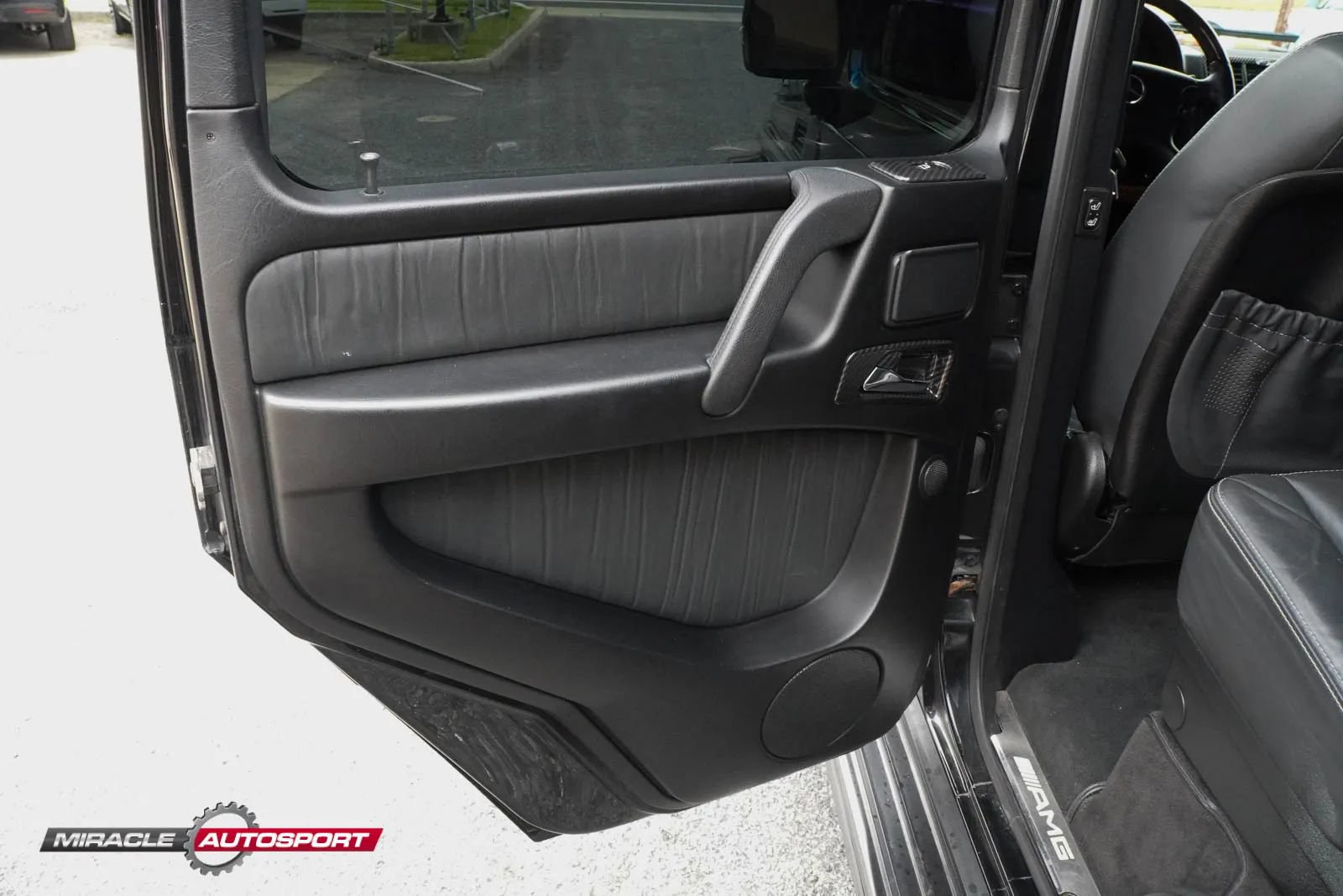 Used 2009 Mercedes-Benz G 55 AMG 4MATIC image 22