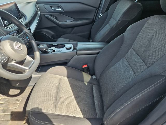 Used 2024 Nissan Rogue SV image 10