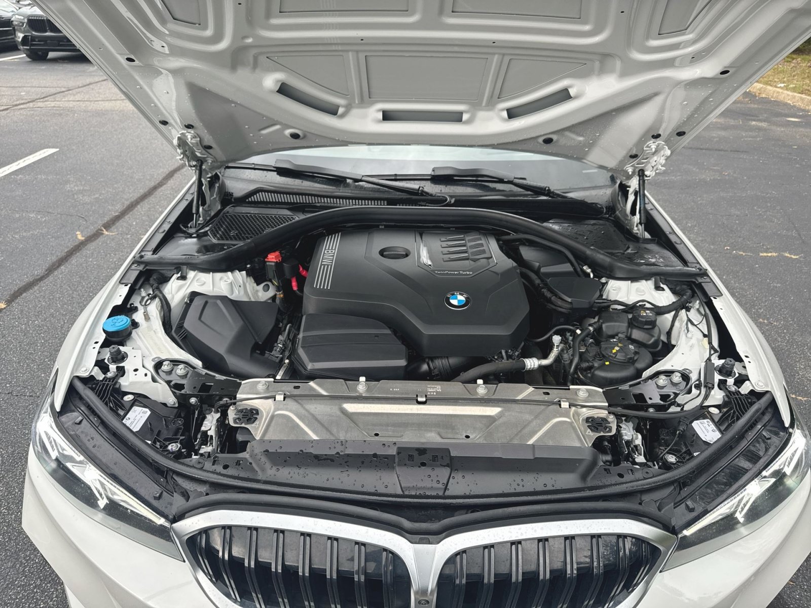Used 2024 BMW 330i Sedan w/ Premium Package RWD image 37