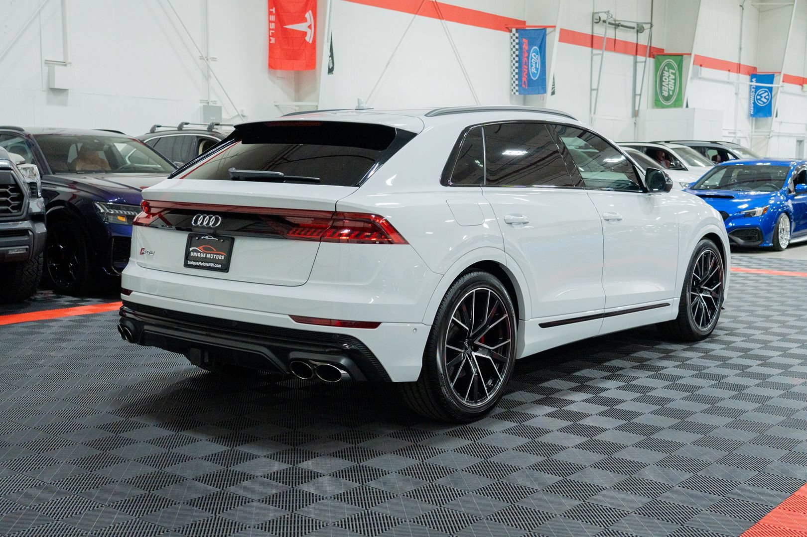 Used 2023 Audi SQ8 Prestige w/ Prestige Package AWD/4WD image 8
