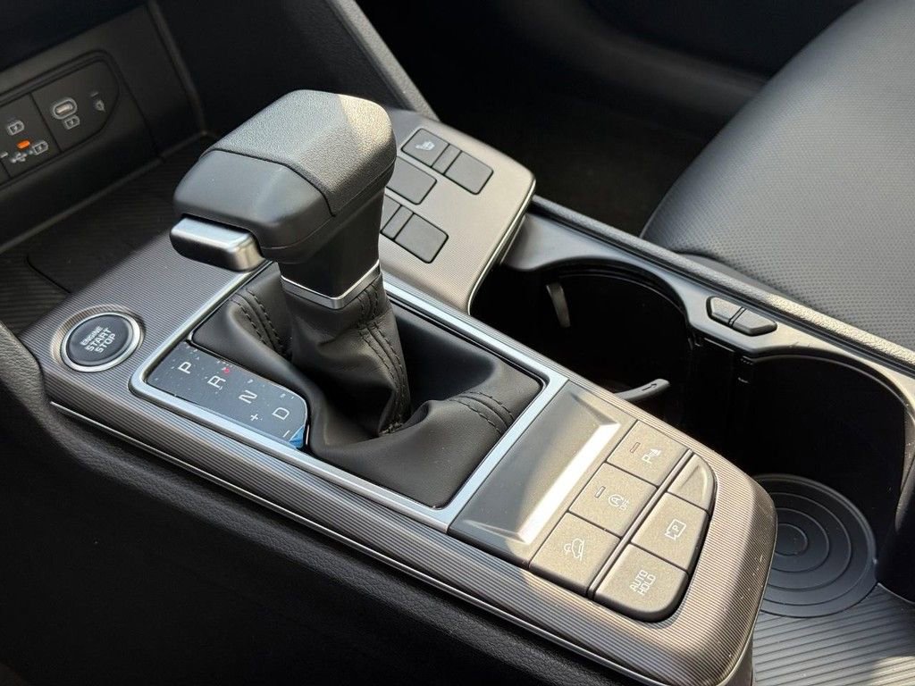 New 2026 Kia Sportage EX w/ EX Panorama Roof Package image 16