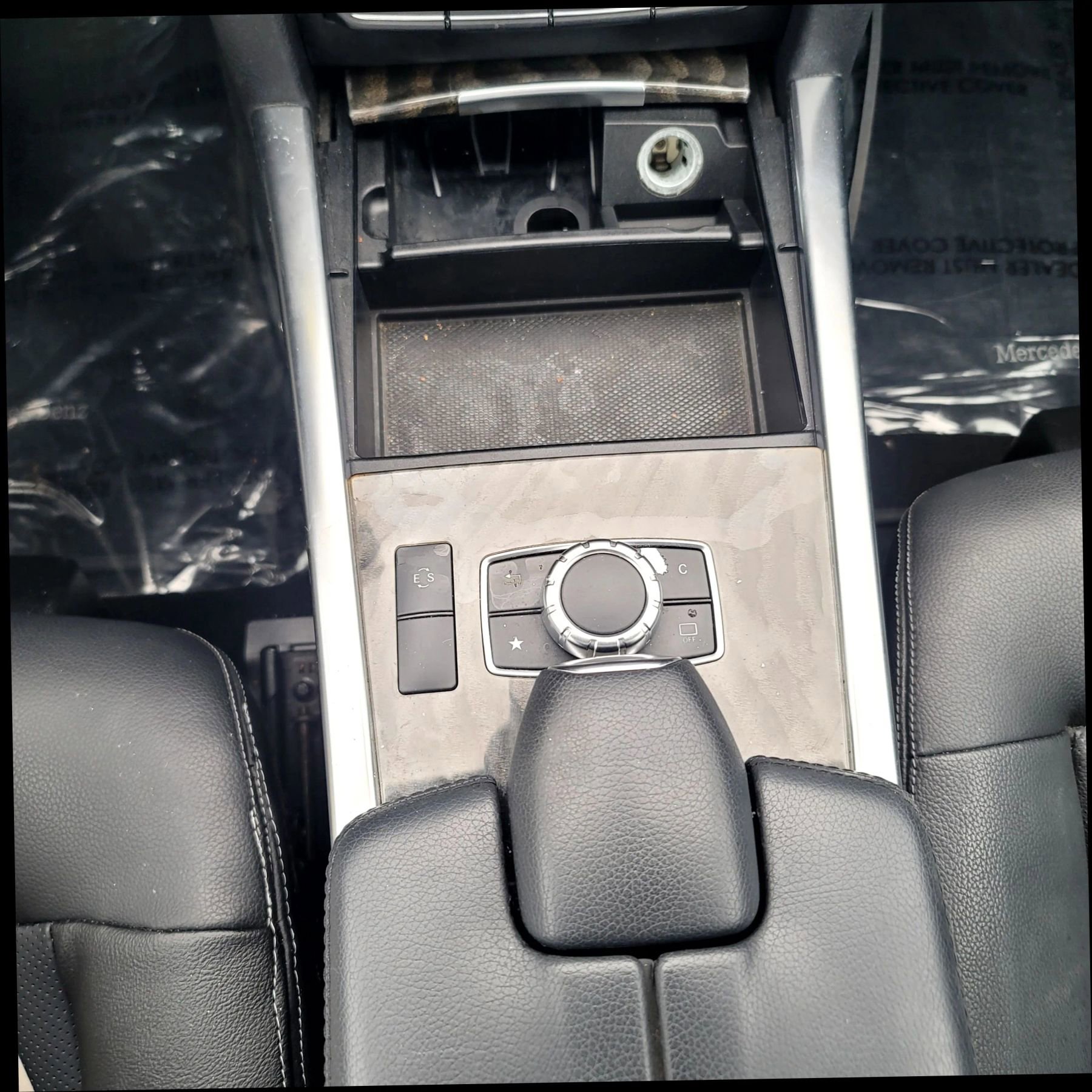 Used 2016 Mercedes-Benz E 350 4MATIC Sedan image 25