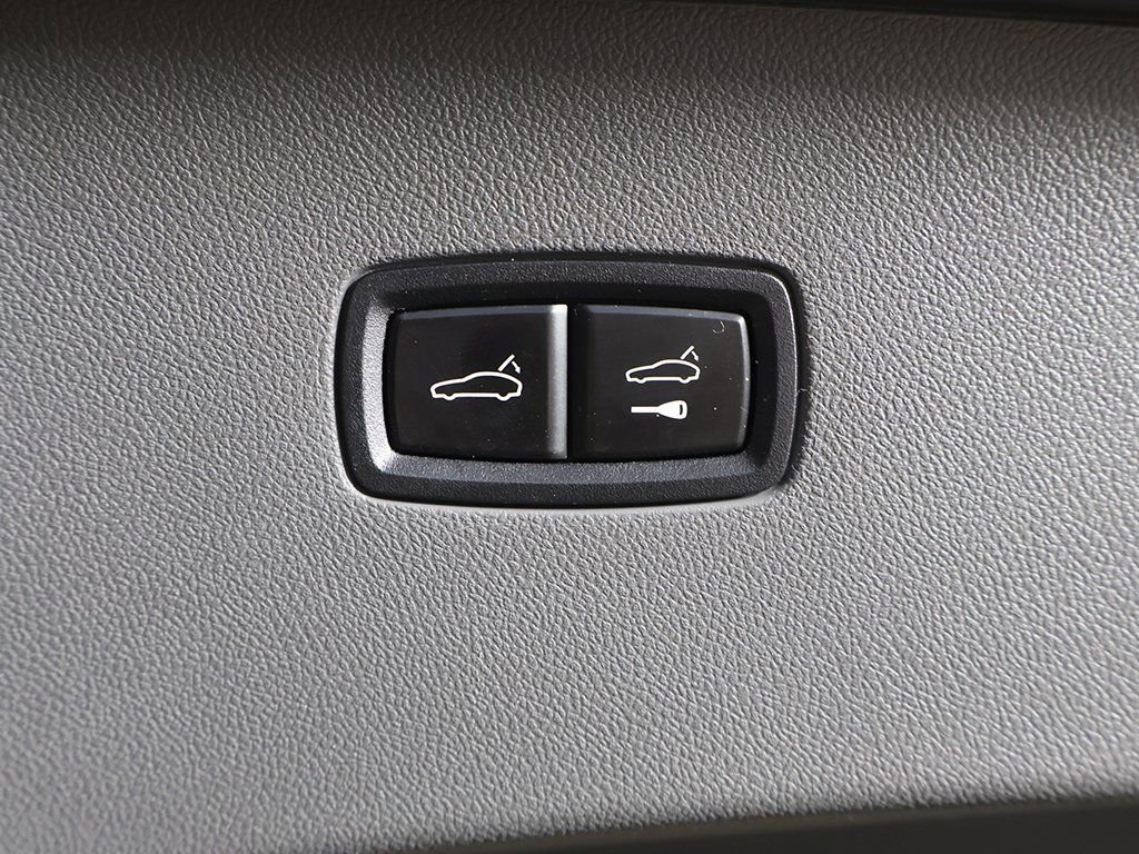 Used 2021 Porsche Cayenne GTS w/ Premium Package Plus AWD/4WD image 23