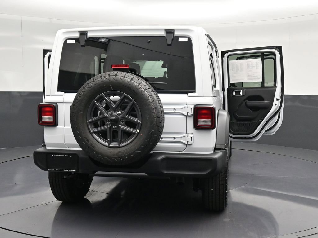 Used 2026 Jeep Wrangler Unlimited Sport AWD/4WD image 37