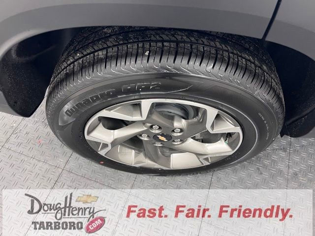 New 2025 Chevrolet Trax LT w/ Sunroof Package image 13