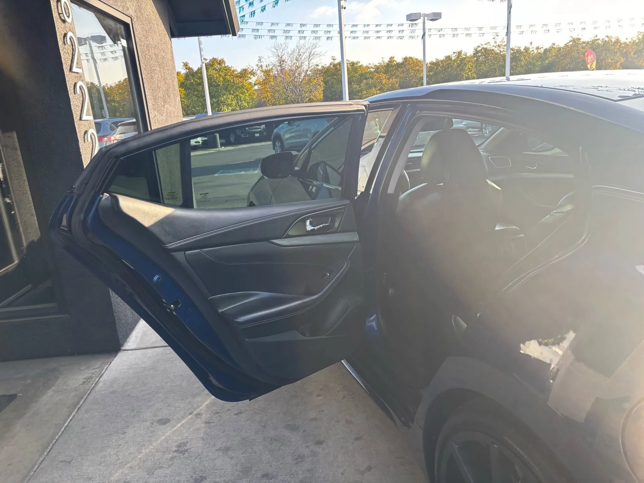 Used 2018 Nissan Maxima 3.5 SV image 11