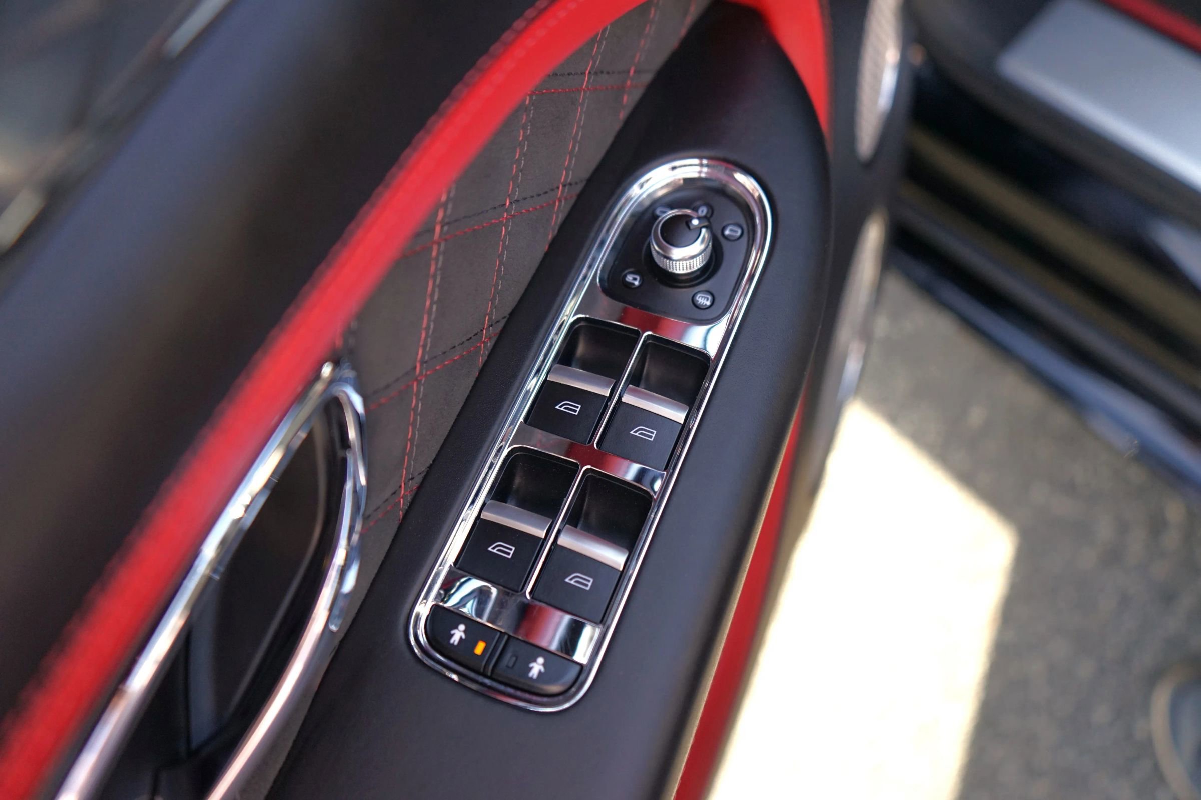 Used 2021 Bentley Bentayga Speed image 12