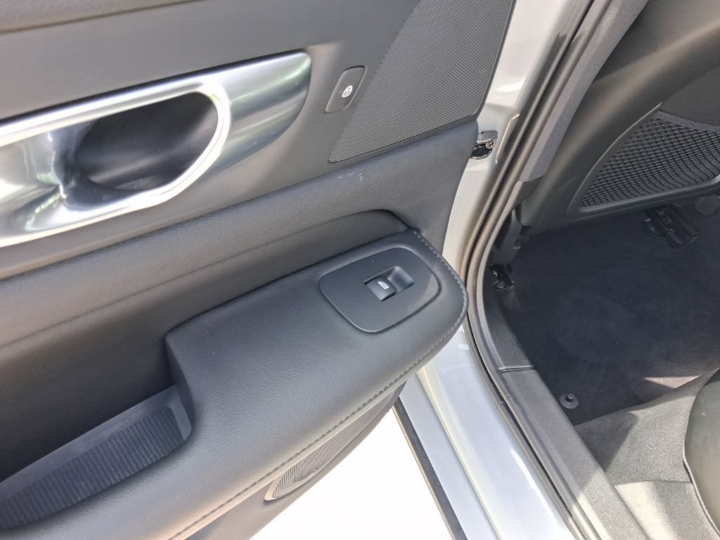 Used 2024 Volvo S60 B5 Core w/ Climate Package FWD image 12