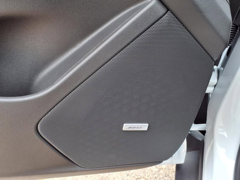 New 2025 Cadillac XT5 Premium Luxury w/ LPO, Floor Liner Package image 13