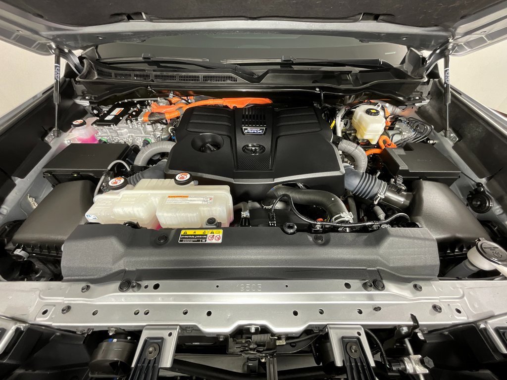 Used 2023 Toyota Tundra Platinum image 27