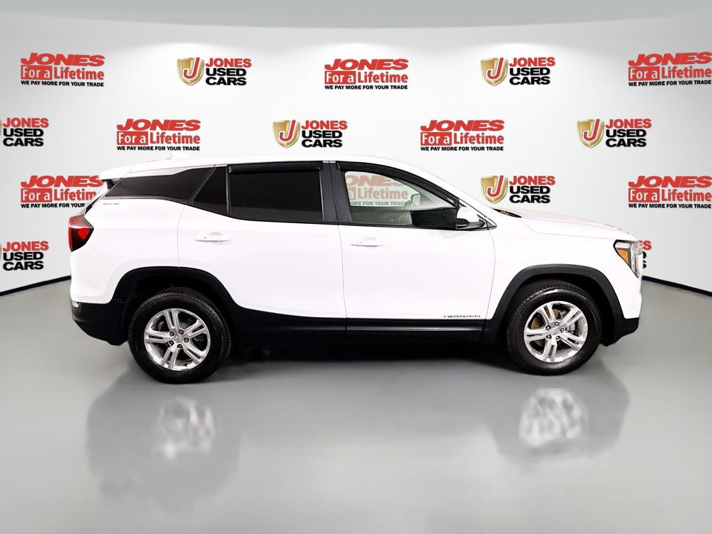 Used 2024 GMC Terrain SLE AWD/4WD image 15