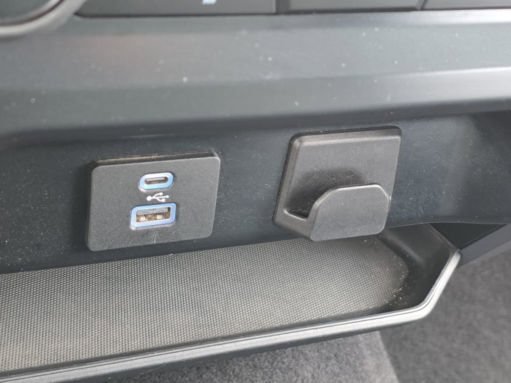 Used 2023 Ford F150 XLT image 24