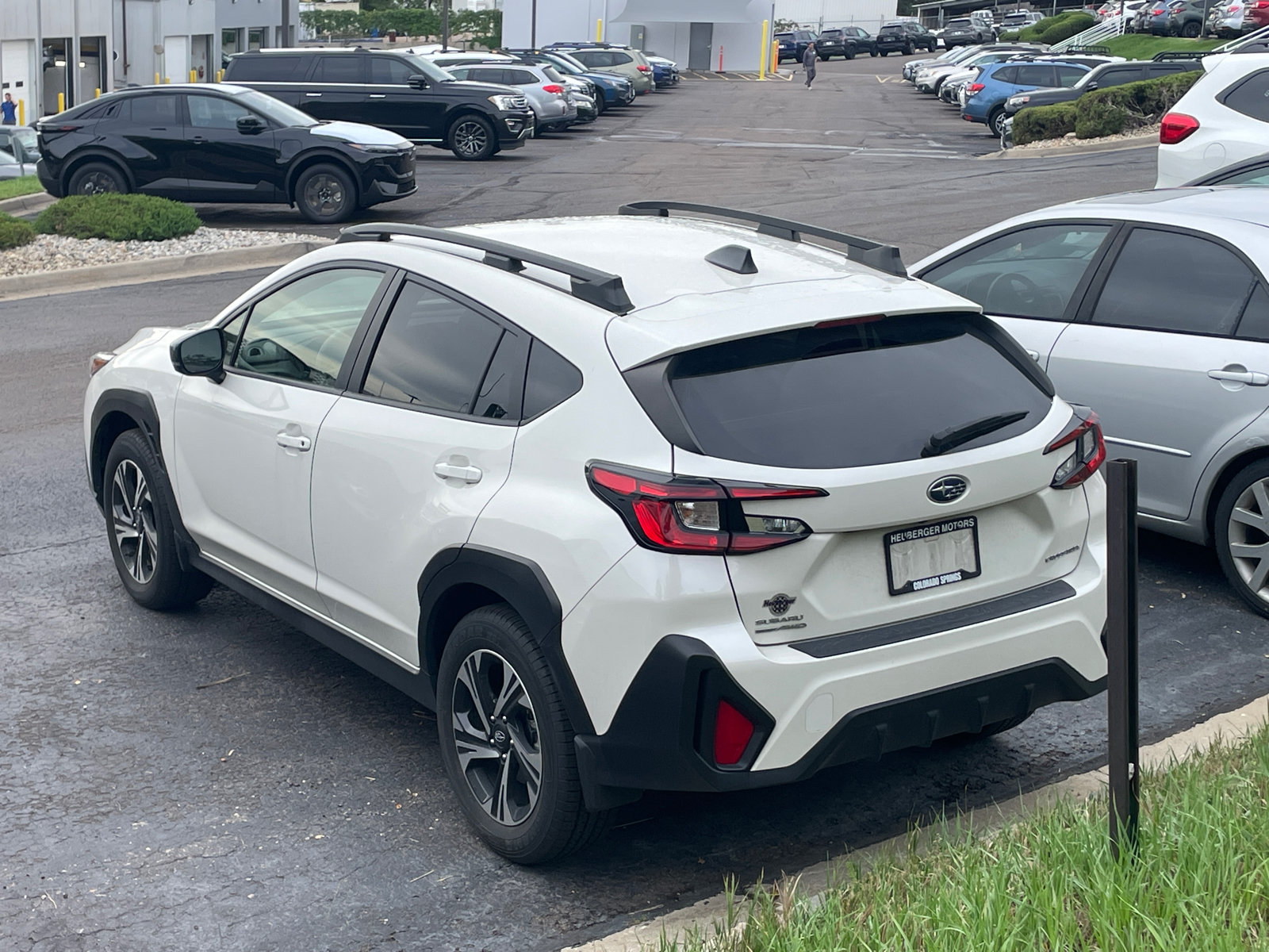 Used 2024 Subaru Crosstrek 2.0i Premium AWD/4WD image 3