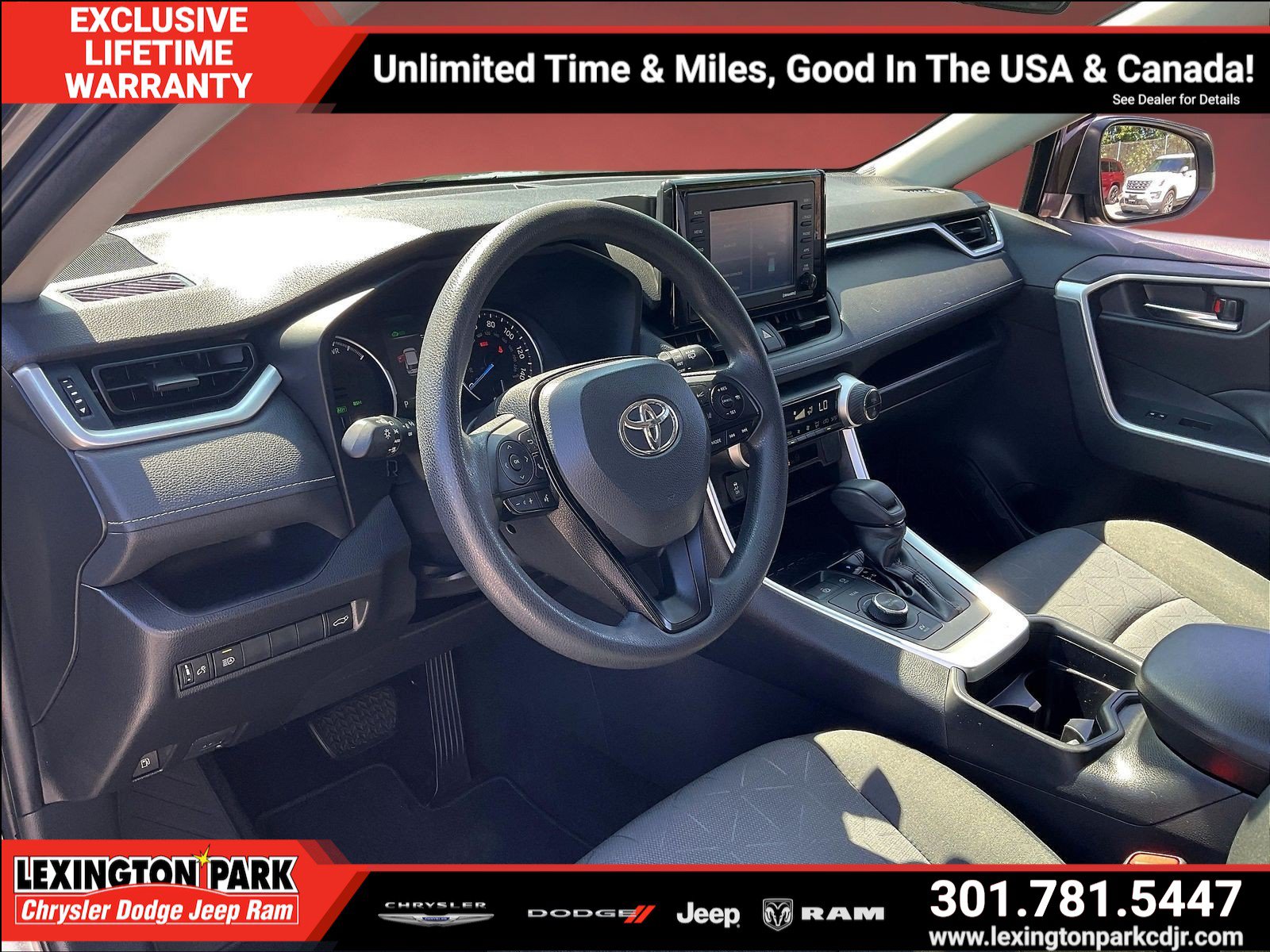 Used 2021 Toyota RAV4 XLE w/ Convenience Package AWD/4WD image 16