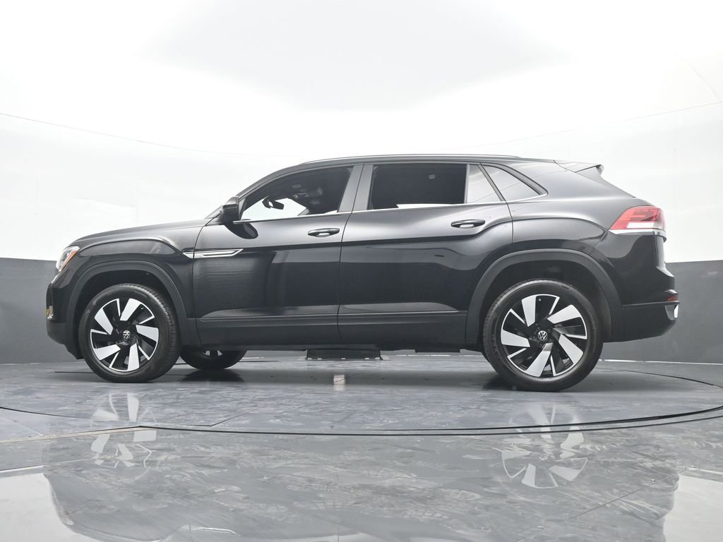 Used 2024 Volkswagen Atlas Cross Sport SE image 56