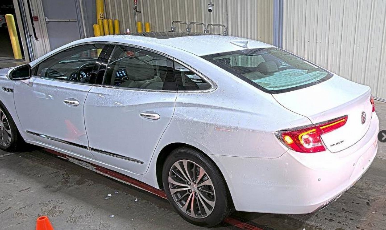 Used 2017 Buick LaCrosse Essence w/ Sun and Shade Package image 4