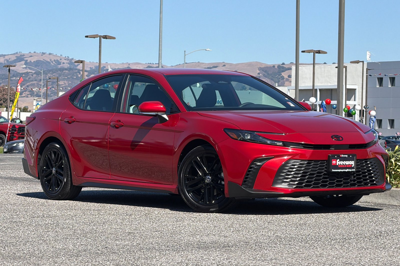 Used 2026 Toyota Camry SE FWD image 2