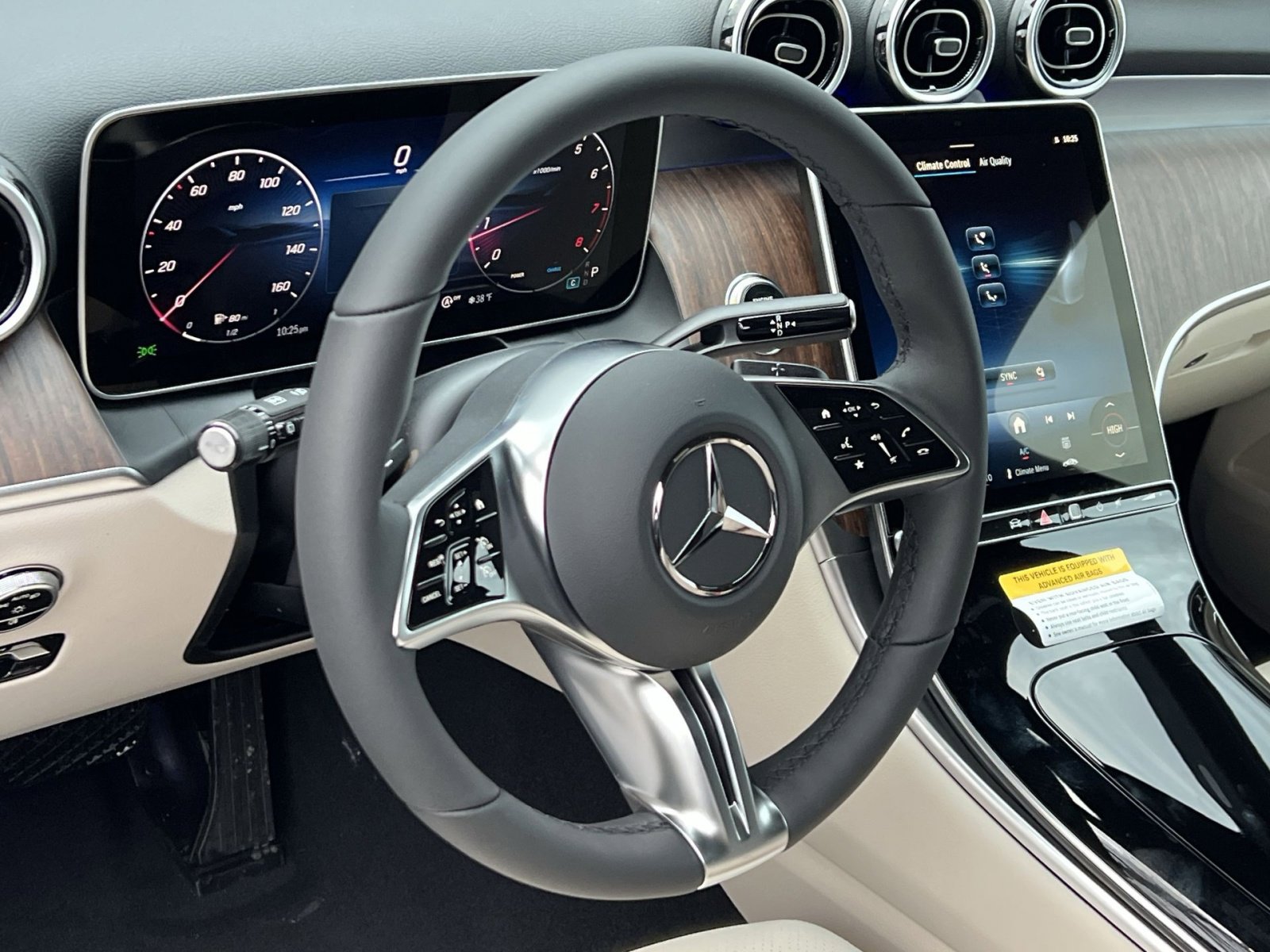 New 2026 Mercedes-Benz GLC 300 4MATIC image 14